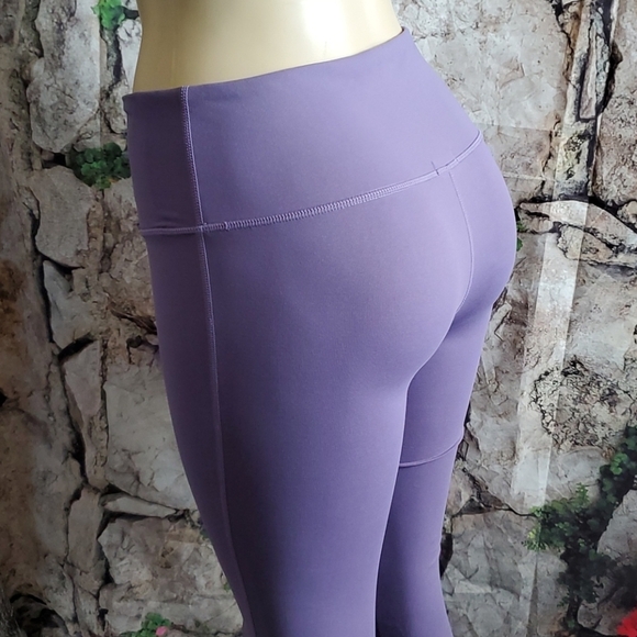 FabFitFun High Waisted Teal Leggings Size M - Picture 4 of 7